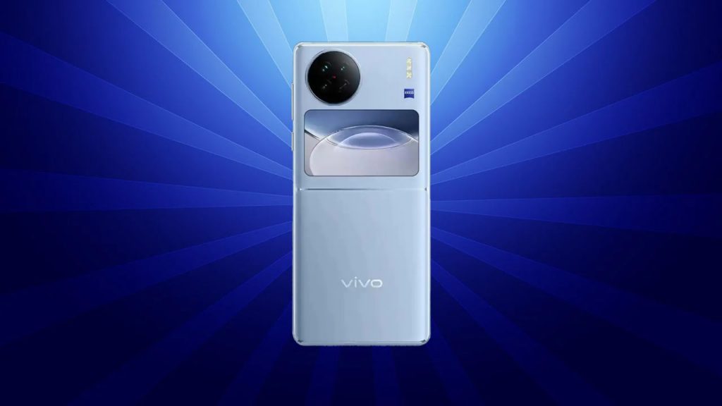Galaxy Z Flip rakibi: Vivo X Flip performans testinde!