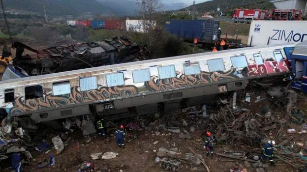 Yunanistan’daki tren kazası… En az 36 kişi hayatını kaybetti