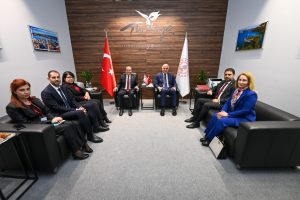 Ataoğlu, Berlin Turizm Fuarı’nda Türkiye Kültür ve Turizm Bakanı Ersoy ile bir araya geldi