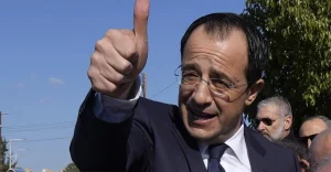 Güney Kıbrıs'ın yeni lideri Hristodulidis oldu