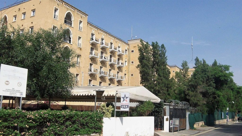 Bazı Kıbrıslı Türk ve Rum siyasi partiler Ledra Palas Otel’deki rutin toplantılar çerçevesinde dün yeniden bir araya geldi.