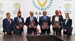 “Bir Okul da Sen yap Kampanyası” çerçevesinde Milli Eğitim Bakanlığı ile bazı belediyeler arasında protokol imzalandı