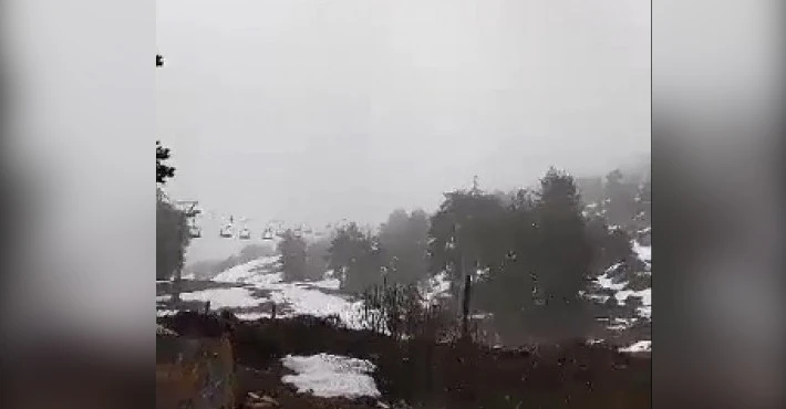 Trodos'a kar yağdı