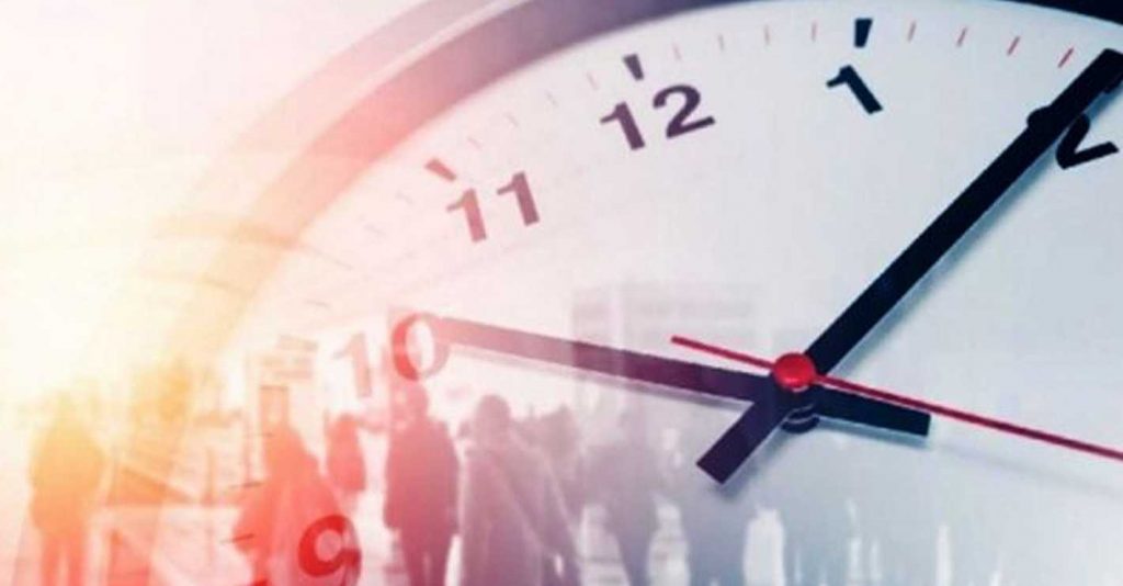 Yaz saati uygulaması Pazar günü başlıyor