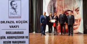 Dr. Fazıl Küçük Şiir, Kompozisyon ve Resim Yarışması’nın ödülleri dağıtıldı
