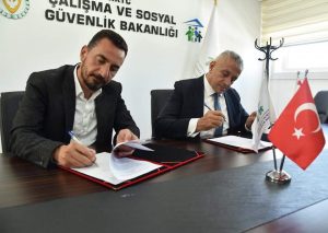 Ekonomik gücü yetersiz şiddet mağduru kadınlara hukuki destek verilmesine yönelik imzalanan iş birliği protokolü uzatıldı