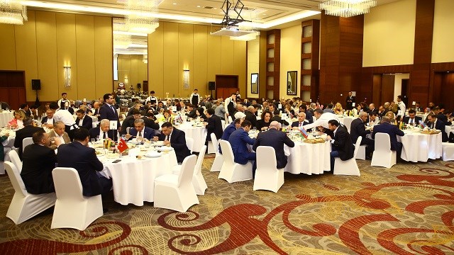 Azerbaycanlı ve Türk iş insanları iftar programında buluştu..Türkiye’nin Bakü Büyükelçisi Bağcı:KKTC, Türk dünyasının ayrılmaz parçasıdır