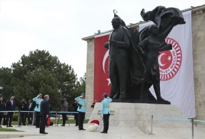 23 Nisan Türkiye’de çeşitli etkinliklerle kutlanıyor