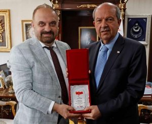 Cumhurbaşkanı Tatar’dan Prof. Havıtçıoğlu’na : Bilim dünyasına kattıklarınız Kıbrıs Türk halkını gururlandırmıştır