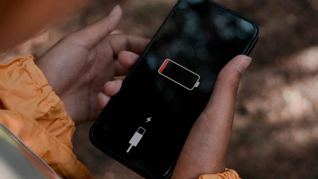 Telefon şarjını en hızlı tüketen uygulamalar belli oldu!