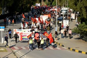 1 Mayıs İşçi Bayramı nedeniyle “Dayanışma-Yeniden Birleşme-Sosyal Adalet” sloganıyla ortak miting düzenlendi