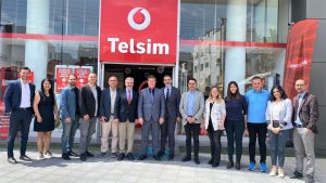 Arıklı, Telsim’in İlk Dijital Deneyim Merkezi’ni ziyaret etti