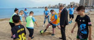 Uluslararası Maraş Down Plaj Futbolu Festivali düzenlendi