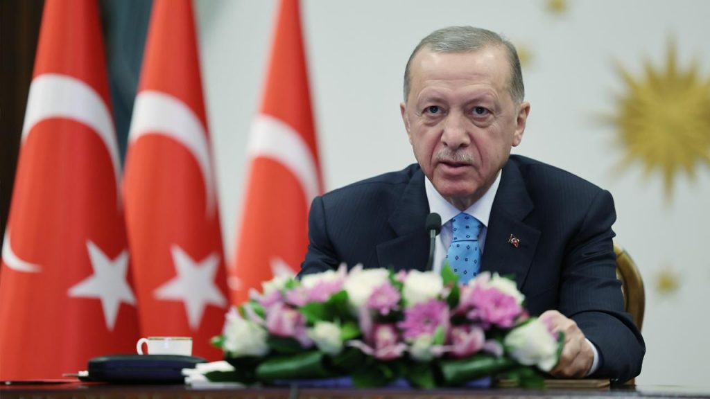 “Türkiye Cumhurbaşkanı Erdoğan’ın KKTC ziyaretinde Ada’da yaşanan gelişmeler bölgesel ve küresel boyutlarıyla ayrıntılı şekilde ele alınacak”