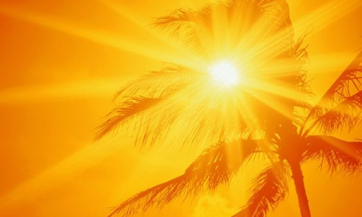 İran’da hava sıcaklığı 50 dereceyi gördü
