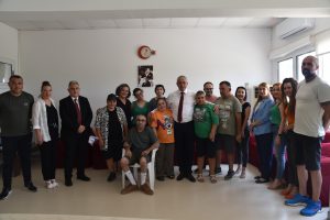 Taçoy, Bakanlığına bağlı kurumlara bayram ziyaretinde bulundu