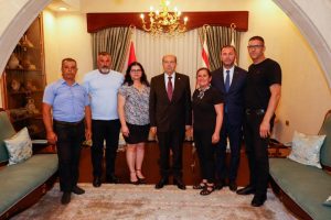 Cumhurbaşkanı Tatar, DAÜ BİR-SEN yönetimini kabul etti