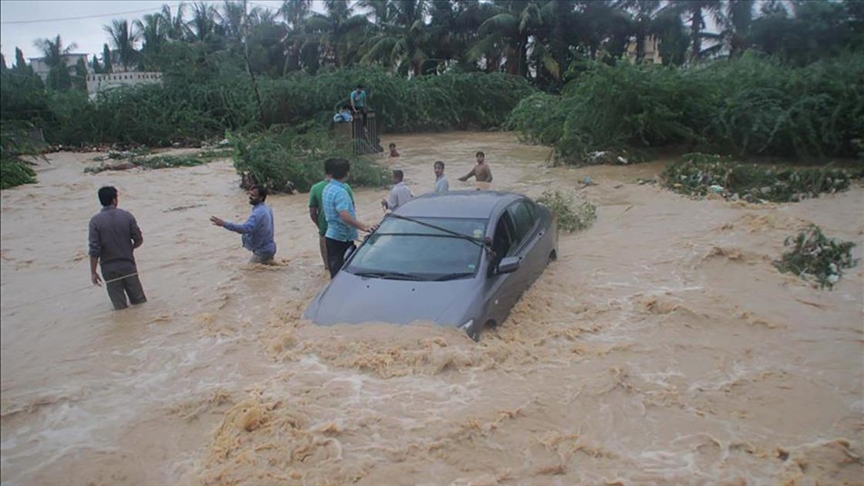 Pakistan’da şiddetli yağışlar nedeniyle 7 kişi öldü