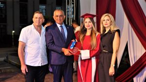Atatürk Öğretmen Akademisi mezunları törenle diplomalarını aldı