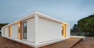 KKTC'den prefabrik ev