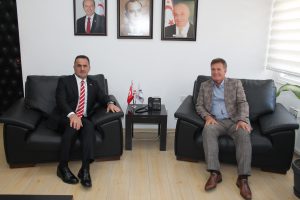 Bakan Arıklı, Beyoğlu Belediye Başkanı Yıldız’ı kabul etti