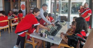 “20 Temmuz’da 20 Hamle” satranç turnuvası baṣladı