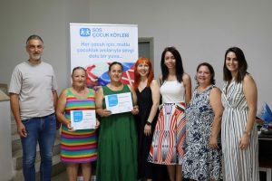 SOS Çocukköyü Derneğinden “Şefkatli ve Bağlanma Temelli Ebeveynlik” sertifikası