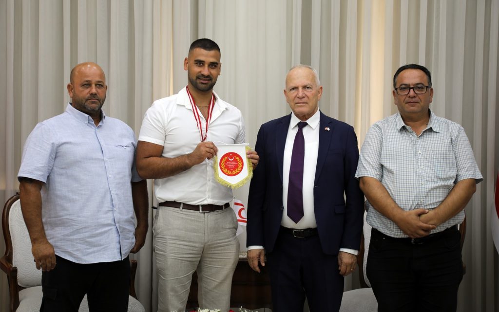 Töre, Boksör İbrahim Mercan’ı kabul etti
