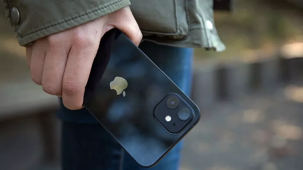 iPhone’cuların gözü yaşlı: Sevilen o ürünün fişi çekildi!
