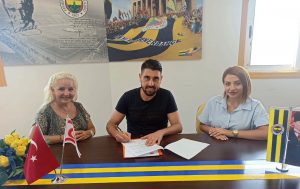 KKTC Fenerbahçeliler Derneği ile Kıbrıs İlim Üniversitesi arasında iş birliği protokolü imzalandı