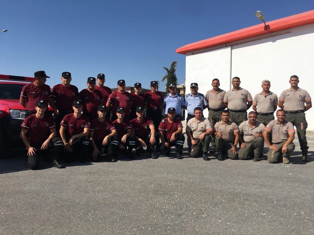 25 Sivil Savunma ve İtfaiye personeli, 8 araçla birlikte Limasol’da yangın söndürme çalışmalarına yardıma hazır