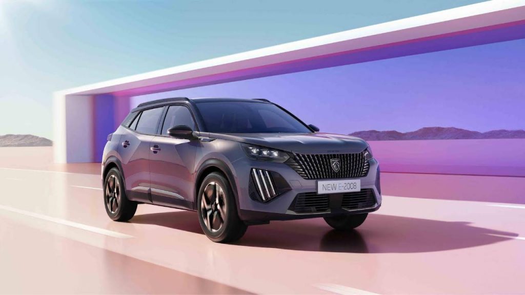 Yeni Peugeot 2008, Türkiye’de satışa çıktı!
