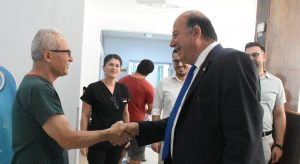 Sağlık Bakanı Dinçyürek, Gazimağusa’daki bazı özel hastaneleri ziyaret etti
