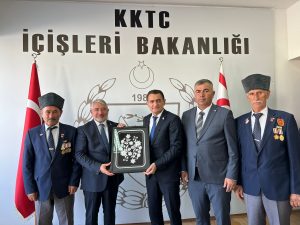 İçişleri Bakanı Oğuz, Çorum Belediye Başkanı ve beraberindeki heyeti kabul etti