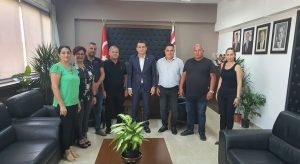 Bakan Oğuz, DAÜ-PER-SEN yetkililerini kabul etti