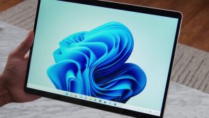 Microsoft şaşkın: Windows 11 aylar sonra düşüşte!