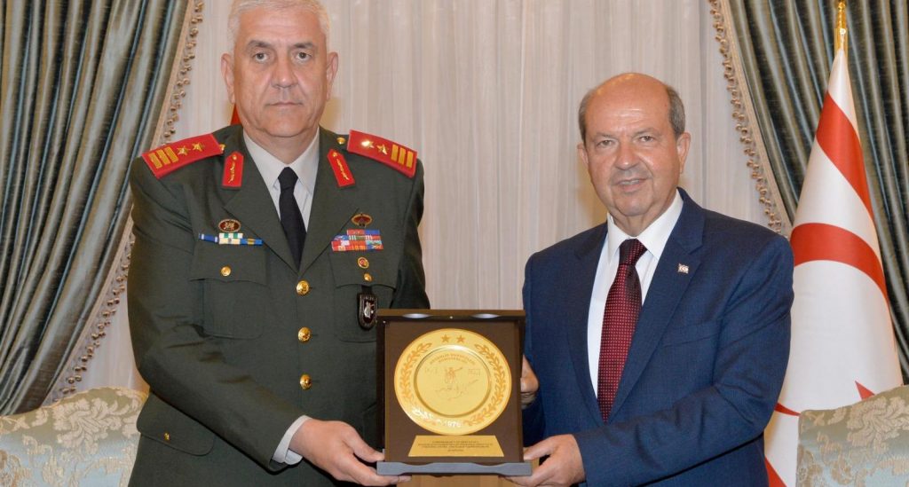 Cumhurbaşkanı Tatar, Güvenlik Kuvvetleri Komutanı Tümgeneral Aytaç’ı kabul etti