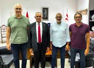 Çavuşoğlu, KKTC Basketbol Federasyonu’nu kabul etti