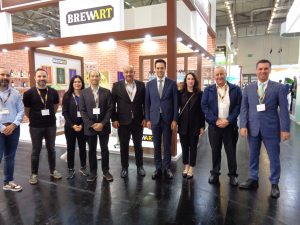 Türkiye’nin Köln Başkonsolosu Kaya, Anuga Gıda Fuarı’nda KKTC stantlarını ziyaret etti