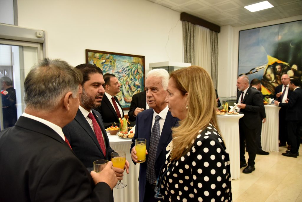 Yeni yasama yılının açılışı nedeniyle Meclis Başkanlığı resepsiyon düzenledi