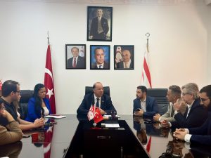 Sağlık Bakanı Dinçyürek tüm sağlık merkezlerinde kanal tedavisi yapılabildiğini söyledi