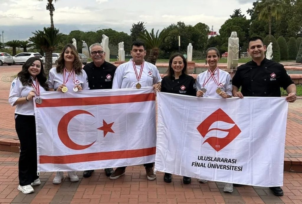 UFÜ Gastronomi Bölümü öğrencileri, GastoAntalya23’den 3 altın ve 4 gümüş madalya ile döndü