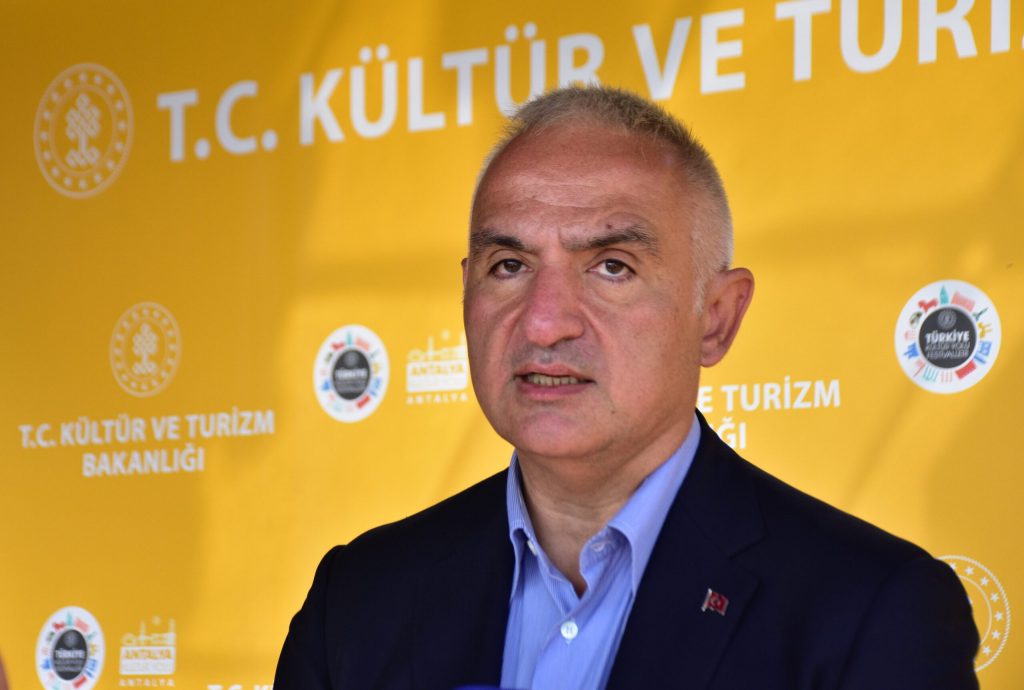 TC Kültür ve Turizm Bakanı Ersoy: “KKTC’ye uçuşlara ilişkin çalışma yürütülüyor”