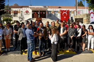 KTAMS Meclis’te bir saatlik uyarı grevi yaptı