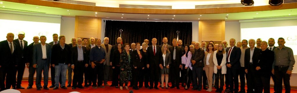 Cumhurbaşkanı Tatar, Lefkoşa İlçesi muhtarları ile bir araya geldi