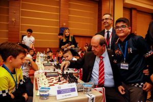 Cumhurbaşkanı Ersin Tatar, satranç turnuvasının açılışına katıldı – BRTK