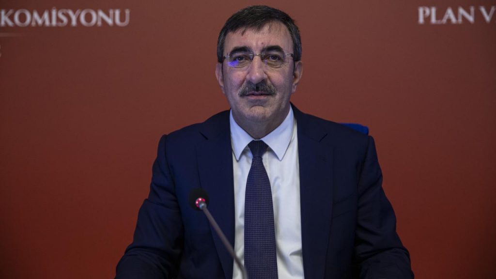 Yılmaz: “Kuzey Kıbrıs’ı bugünkünden çok daha iyi bir düzeye hep birlikte taşıyacağız”