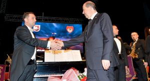Cumhurbaşkanı Tatar, Milli Mücadele ve Şehitleri Anma Oratoryosu’nu dinledi: “Geleceğe, geçmişi unutmadan yürümek durumundayız”