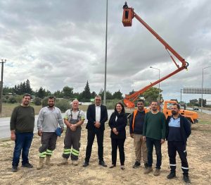 Lefkoşa-Gazimağusa Anayolu üzerindeki kavşaklarda bulunan yol aydınlatma sistemlerindeki arızalar giderildi