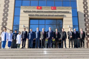 Cumhurbaşkanı Tatar, Kırgız-Türk Dostluk Hastanesi ve Maarif Okulu’nu ziyaret etti – BRTK